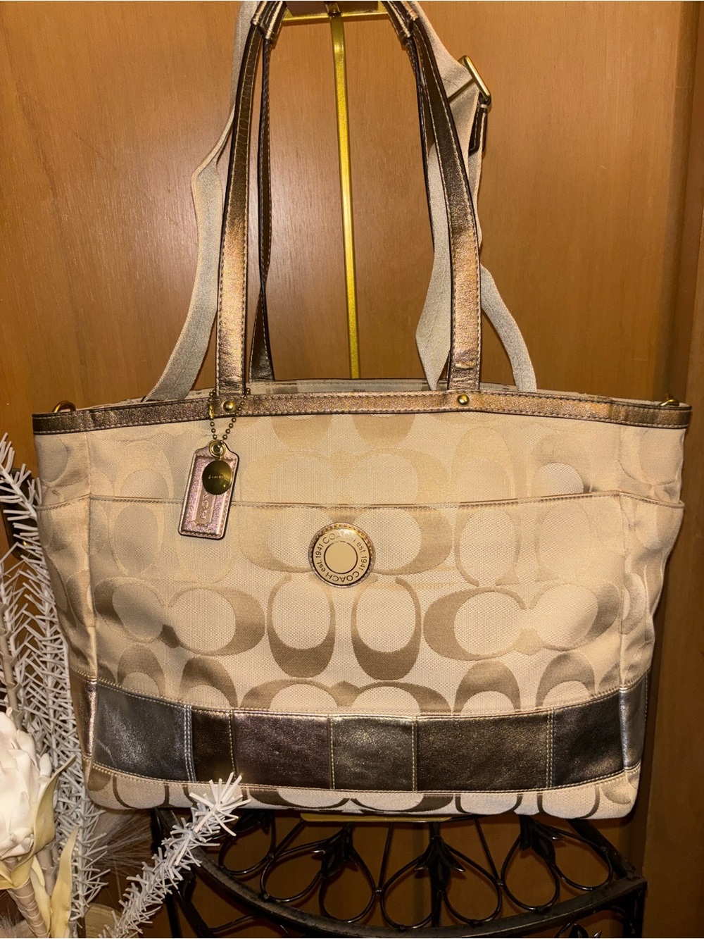 Coach F19255 Beige Signature large Travel Tote with Metallic Bronze Trim w/strap